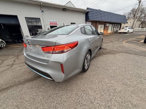 Used 2017 Kia Optima EX image 14