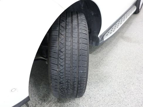 Used 2012 Mercedes-Benz ML 350 4MATIC image 4