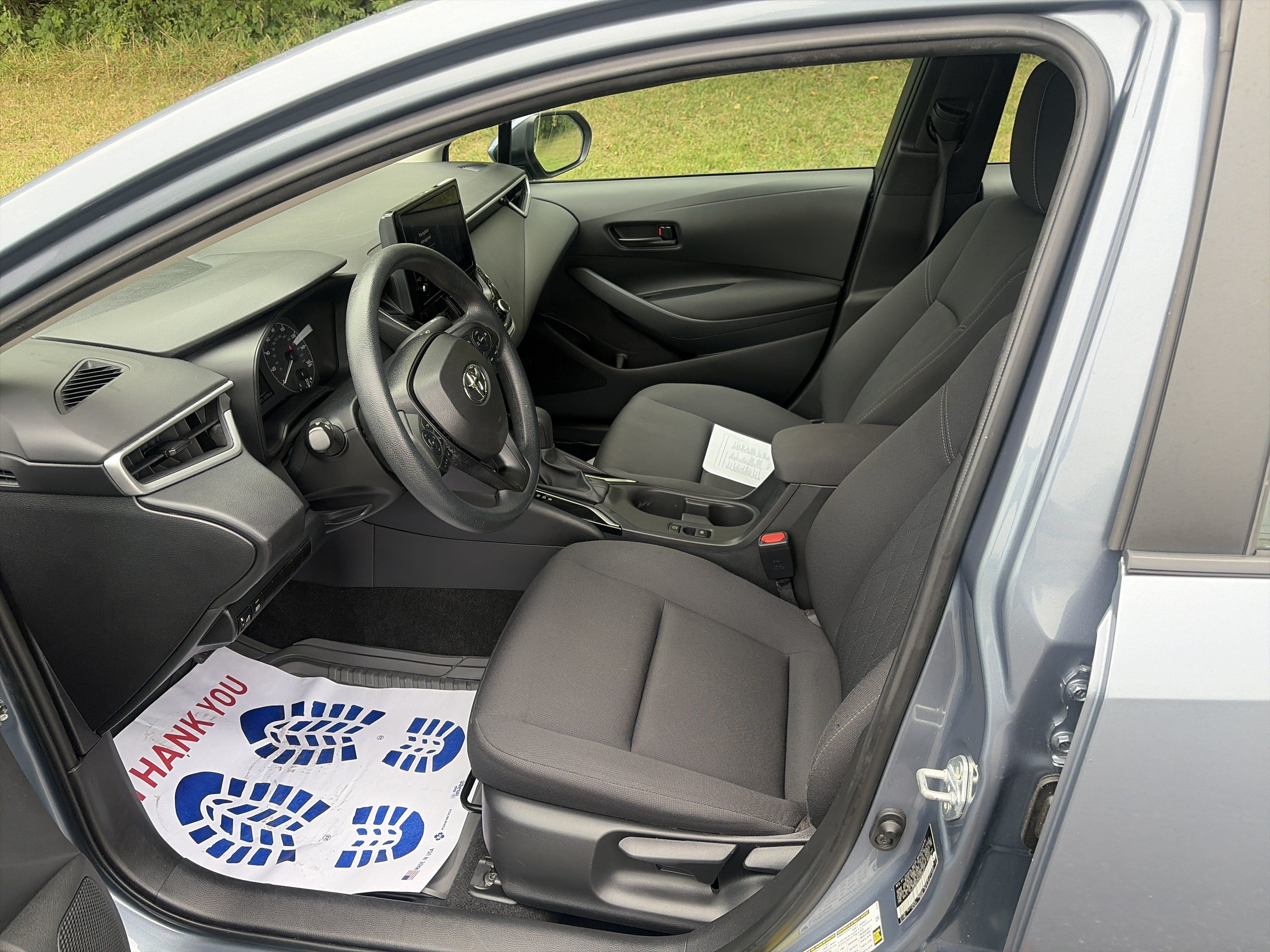 Used 2024 Toyota Corolla LE FWD image 15
