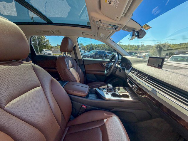 Used 2019 Audi Q7 2.0T Premium Plus w/ Premium Plus Package AWD/4WD image 25