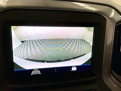 Used 2023 Chevrolet Silverado 2500 Custom image 25