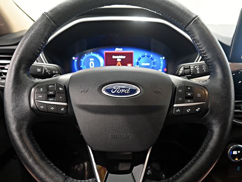 Used 2020 Ford Escape Titanium AWD/4WD image 7