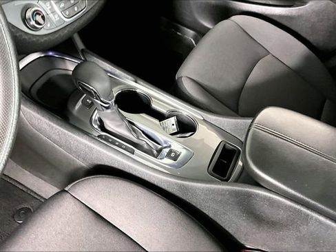Used 2024 Chevrolet Malibu LT FWD image 16