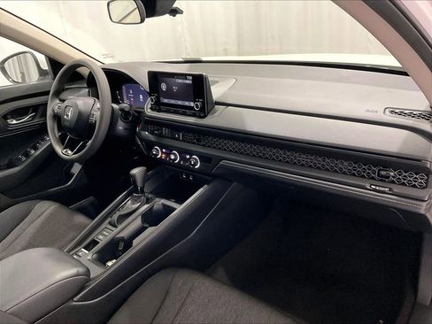 Used 2025 Honda Accord LX image 14
