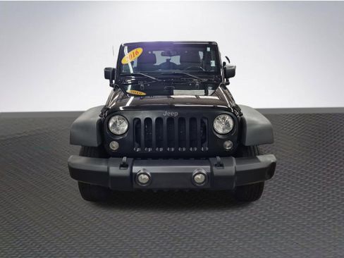 Used 2016 Jeep Wrangler Unlimited Sport AWD/4WD image 3