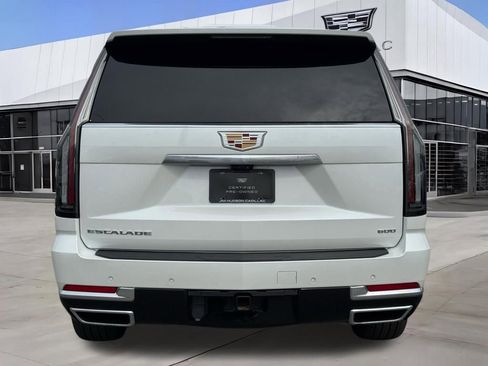 Certified 2025 Cadillac Escalade Premium Luxury w/ Touring Package image 6