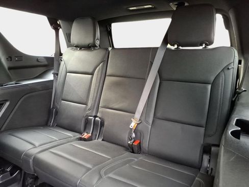 Used 2022 Chevrolet Tahoe LT w/ Luxury Package image 15