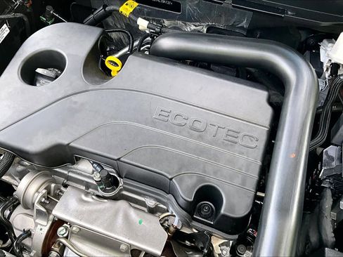 Used 2024 Chevrolet Equinox LS w/ LS Convenience Package FWD image 30