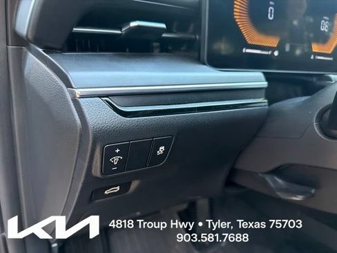 Used 2025 Kia K5 GT FWD image 17