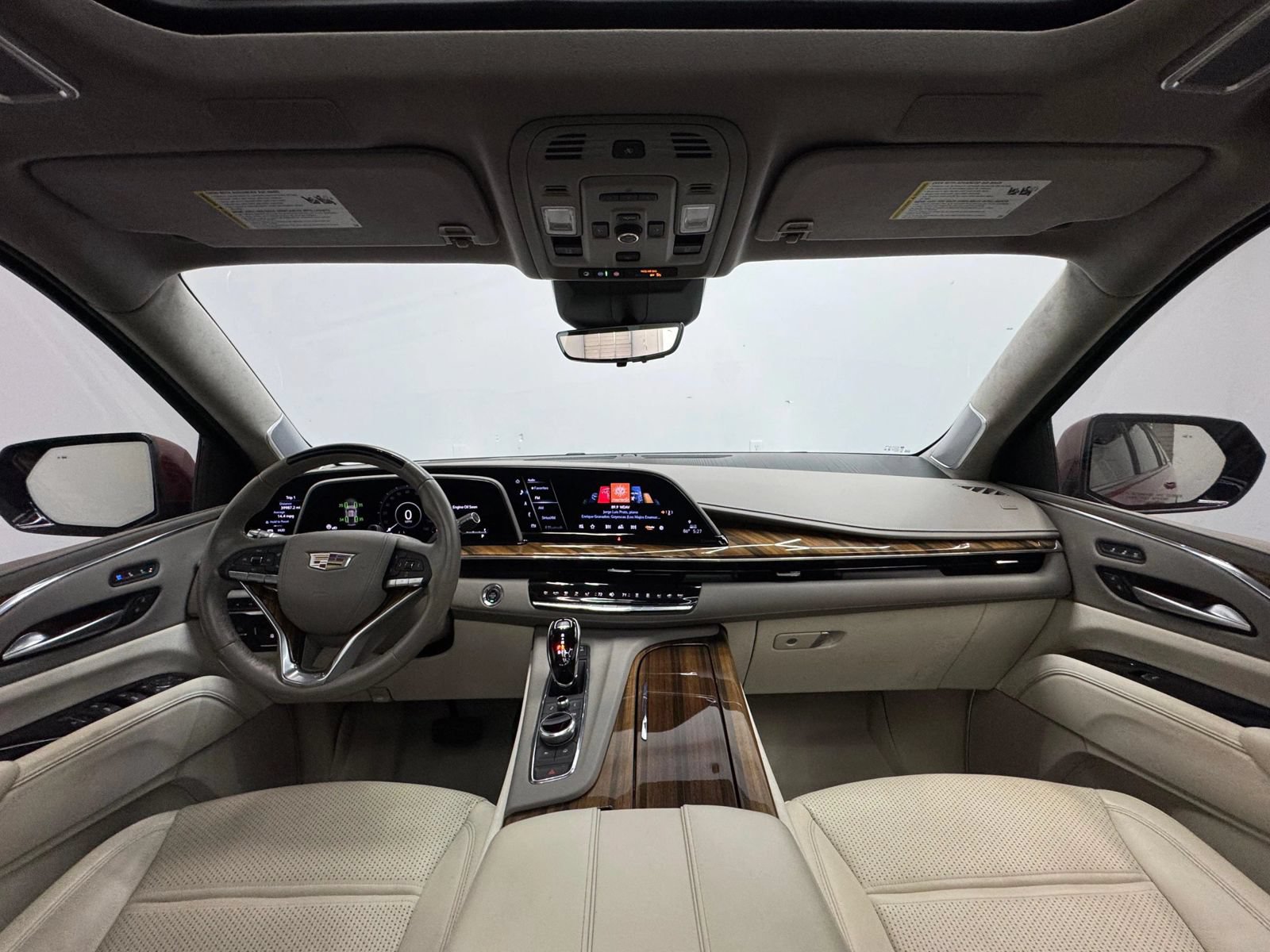 Used 2023 Cadillac Escalade ESV Sport Platinum w/ Heavy-Duty Trailer Package AWD/4WD image 13