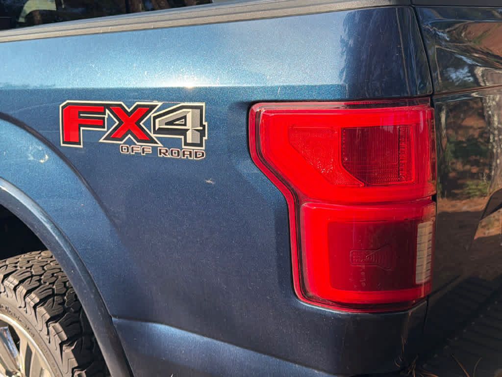 Used 2019 Ford F150 Lariat w/ Equipment Group 502A Luxury AWD/4WD image 7