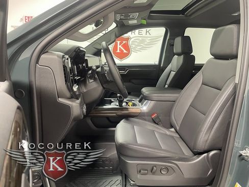 Used 2026 Chevrolet Silverado 1500 LT Trail Boss w/ LT Trail Boss Premium Package image 11