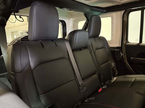 New 2026 Jeep Wrangler Unlimited Rubicon image 25