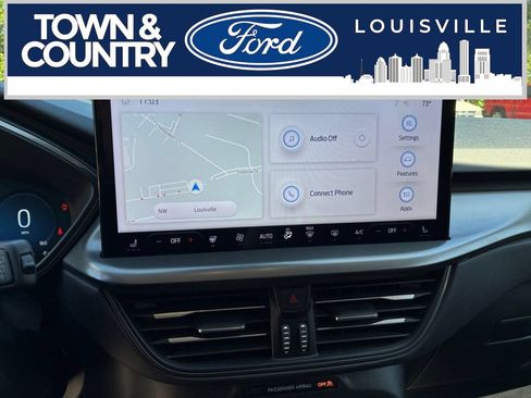 Used 2023 Ford Escape Active w/ Tech Pack #2 AWD/4WD image 17