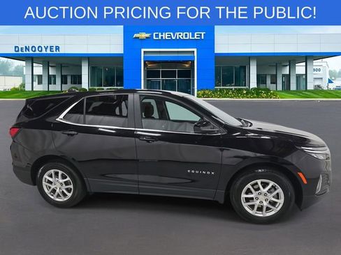 Used 2022 Chevrolet Equinox LT w/ LPO, Floor Liner Package image 4