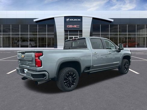 Certified 2025 Chevrolet Silverado 2500 High Country w/ High Country Premium Package image 5