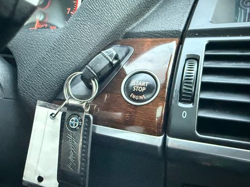 Used 2011 BMW X6 xDrive35i image 33