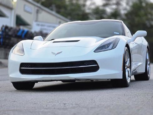 Used 2015 Chevrolet Corvette Stingray Coupe image 17