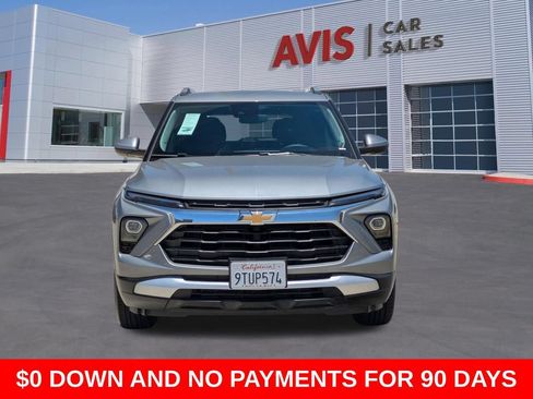 Used 2025 Chevrolet TrailBlazer LT AWD/4WD image 2
