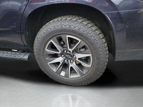 Used 2022 Chevrolet Tahoe Z71 w/ Luxury Package image 33