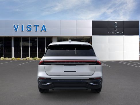 New 2024 Lincoln Nautilus Premier w/ Equipment Group 102A AWD/4WD image 5