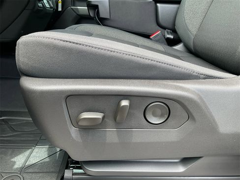 New 2025 Chevrolet Silverado 1500 Custom image 26