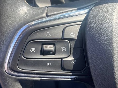 Used 2021 Buick Envision Essence w/ Technology Package I FWD image 20