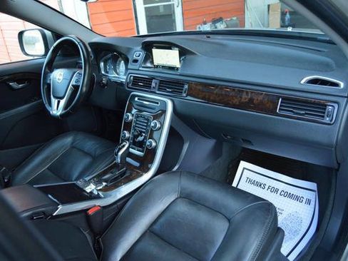 Used 2016 Volvo XC70 T5 Premier w/ Proximity Package image 15