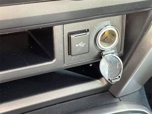 Used 2022 Toyota 4Runner SR5 image 36