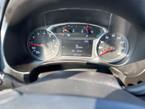 Used 2024 GMC Terrain SLT w/ Elevation Edition AWD/4WD image 13