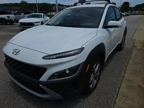 Used 2023 Hyundai Kona SEL AWD/4WD image 1