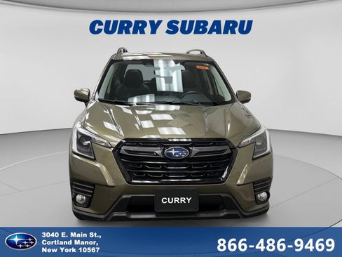 Used 2023 Subaru Forester Limited AWD/4WD image 8