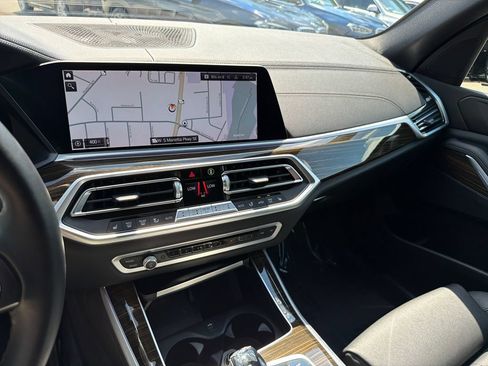 Used 2019 BMW X5 xDrive40i w/ Convenience Package AWD/4WD image 29