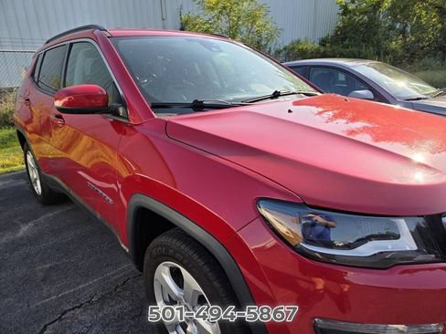Used 2018 Jeep Compass Latitude w/ Popular Equipment Group AWD/4WD image 8