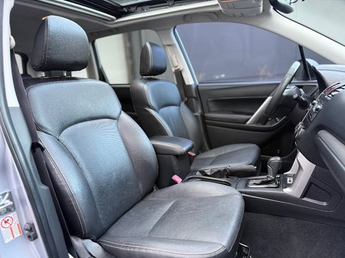 Used 2015 Subaru Forester 2.5i Touring AWD/4WD image 15