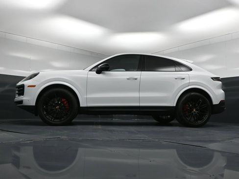 New 2026 Porsche Cayenne S AWD/4WD image 23