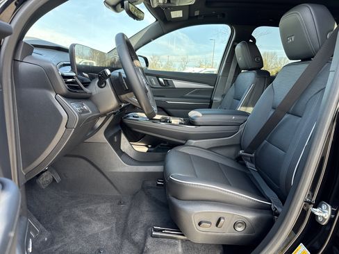 New 2026 Buick Enclave Sport Touring w/ Power Package image 16