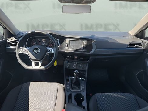 Used 2019 Volkswagen Jetta S image 11