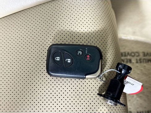 Used 2012 Lexus LS 460 w/ Comfort Pkg image 41