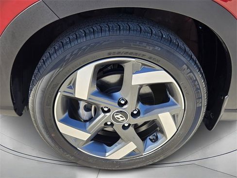 Certified 2023 Hyundai Venue Limited image 9