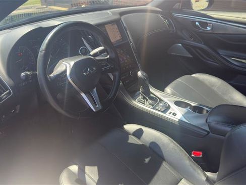 Used 2019 INFINITI Q60 3.0t Luxe w/ Essential Package AWD/4WD image 21