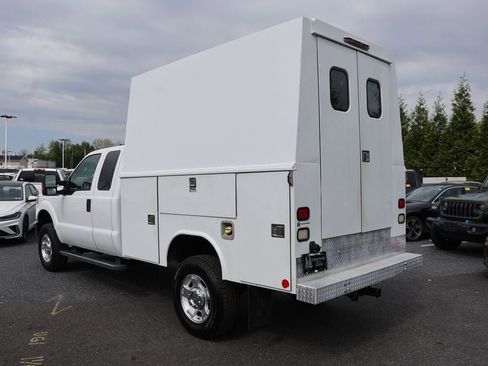 Used 2011 Ford F350 XLT w/ Snow Plow Prep Pkg AWD/4WD image 6