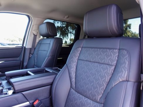 Used 2024 Toyota Tundra Limited AWD/4WD image 26