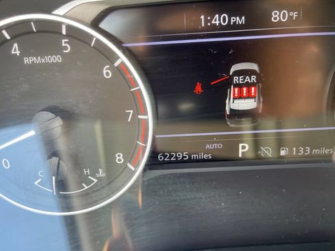 Used 2024 Nissan Rogue S AWD/4WD image 19