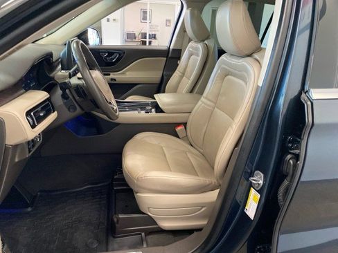 Certified 2023 Lincoln Aviator Reserve w/ Equipment Group 201A image 17