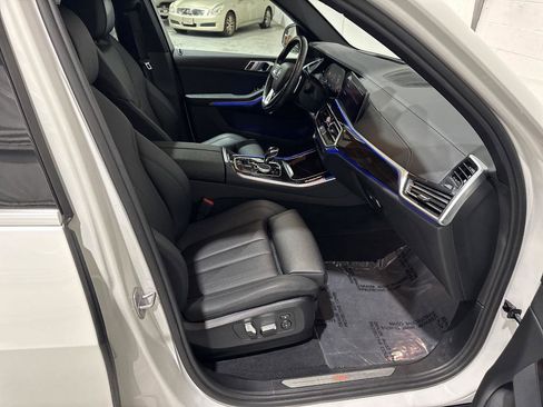 Used 2020 BMW X5 xDrive40i w/ Premium Package image 53