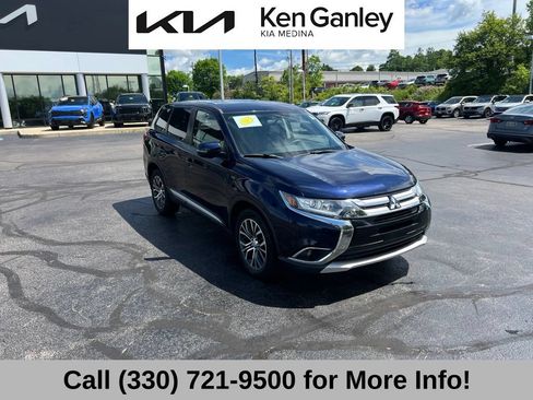 Used 2016 Mitsubishi Outlander SE AWD/4WD image 6