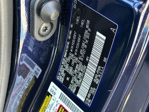 Used 2023 Toyota Sienna XLE FWD image 31