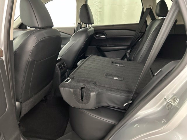 Used 2023 Nissan Rogue SV w/ SV Premium B Package AWD/4WD image 23