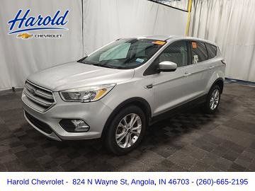 Used 2017 Ford Escape SE FWD image 1